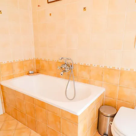 Prestige Near The Centre - With Balcony, Wi-fi Pistoia