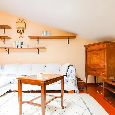 Prestige Near The Centre - With Balcony, Wi-fi