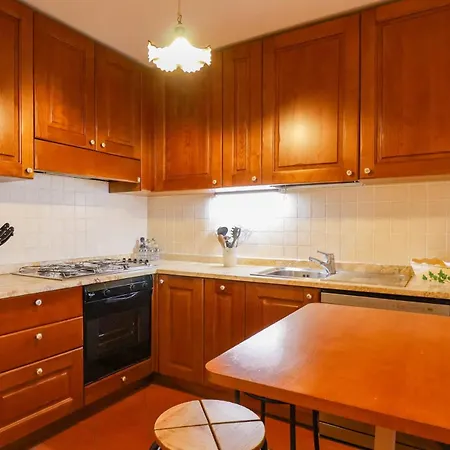 Prestige Near The Centre - With Balcony, Wi-fi *